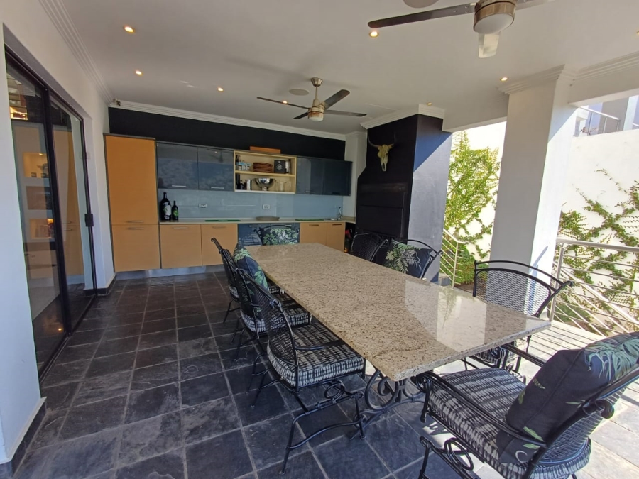 4 Bedroom Property for Sale in Kosmos North West